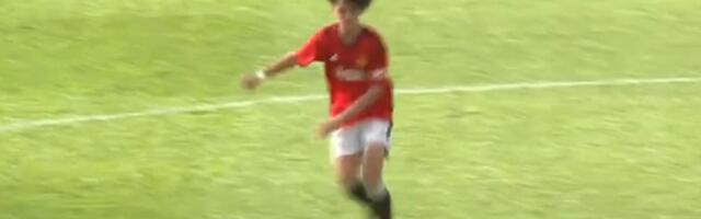 Serbian FA gets another big job done: Manchester United "gem" chooses Serbia over England!