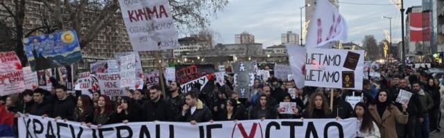 Kragujevački studenti trče štafetni maraton do Beograda, uručuju pozivnice za 15. februar
