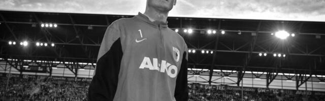 STRAVIČNE SLIKE - DŽIP POTPUNO ZGUŽVAN: Prve slike sa mesta jezive nesreće slavnog golmana