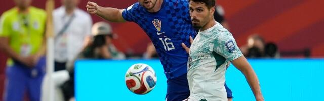 Hrvatska vodi: Perišić matirao Kostu na startu drugog poluvremena (VIDEO)