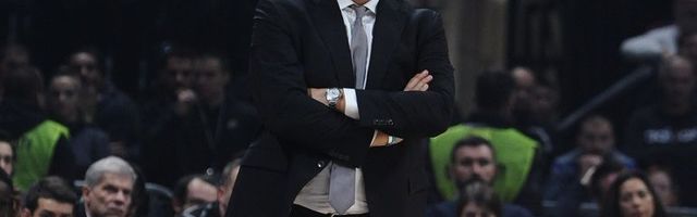 Kića, Moka i Ajzea Tomas