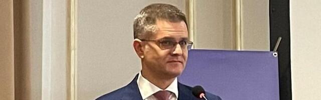 "Vučić odgovara EU, daje im argumente protiv proširenja"