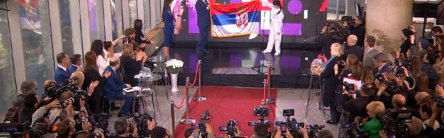 Ispraćaj Konstrakte: Bela odeća, detalj i pohvala Italijana