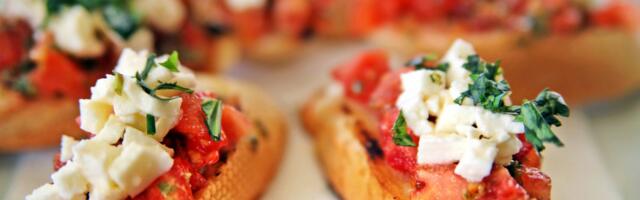 Da li je vaš omiljeni sir zapravo štetan za creva: Stručnjaci otkrivaju šta treba da izbegavate u ishrani