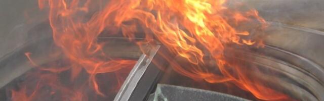 SKANDAL U CENTRU GRADA: Zapaljen automobil gradonačelnika!