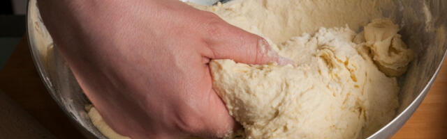 Recept za ludo testo koje traje 7 dana: Spremite bilo šta od njega - ukus je SIGURNO lepši nego iz pekare