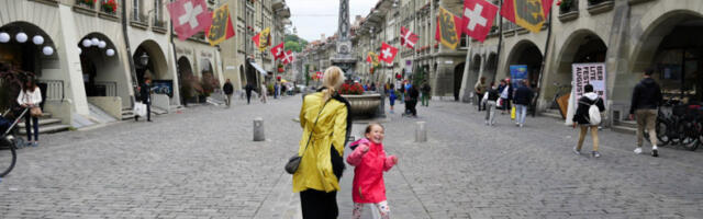 Строга швајцарска правила за мајке и децу