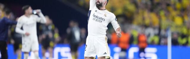 Kapiten Reala napravio scenu posle utakmice jer greje klupu: Arbeloa pokušao da se odbrani, ali mu priča ne pije vodu /VIDEO/