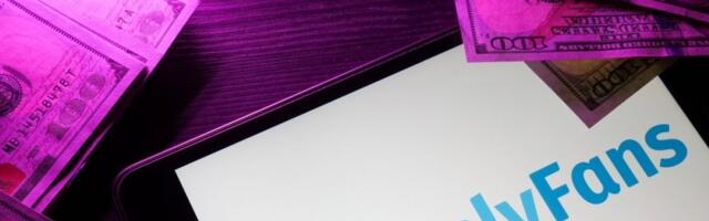 Internet gori: Stiže alkohol od gaća zvezda filmova za odrasle – cena paprena, a svi ga žele (ANKETA)