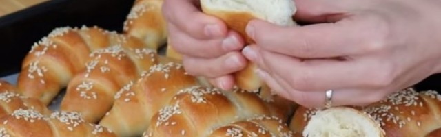 RECEPT ZA POSNE KIFLICE! Pravićete odmah duplu meru!