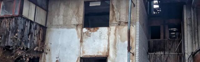 Tri godine posle požara sedam porodica u Novom Pazaru još nema krov nad glavom