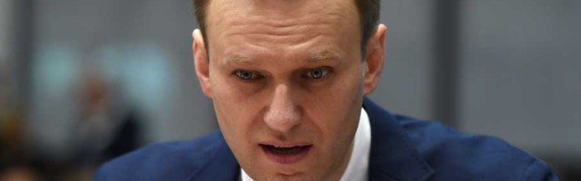 “Novičok” pronađen i na Navaljnijevom telu: “Skinuli su me golog, da mi vrate odeću…”