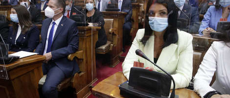 Zašto Vučić pominje nove izbore, a još ni vladu nije sastavio?