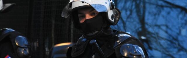 Privođenja, hapšenja i prebijanja: Evo zašto se održava veliki protest u Užicu! (FOTO/VIDEO)
