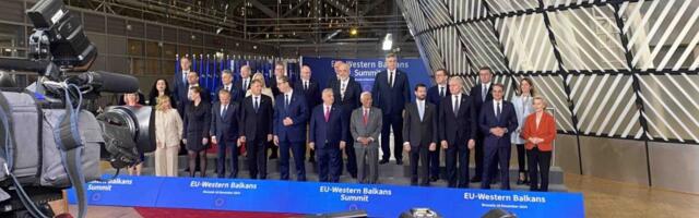 „Ako SNS ostane na vlasti, i dalje će destabilizovati okolne zemlje“: Sagovornici Danasa o regionalnoj politici