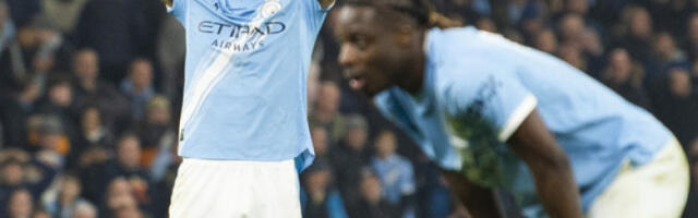 Фудбалер кажњен са 80.000 фунти због вређање судије