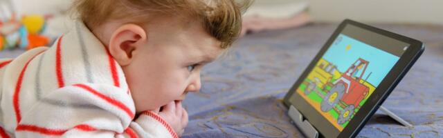 Koliko vremena bebe provode pred ekranom? Britanski naučnici sproveli istraživanje sa 8.000 porodica