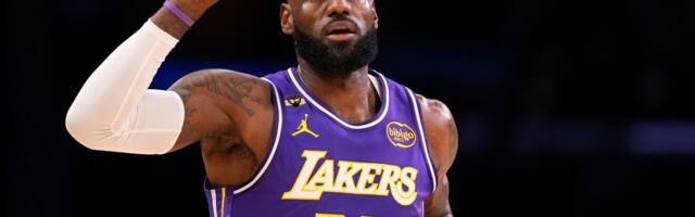 BOMBA IZ NBA! LeBron ne završava karijeru! Kralj menja tim, poslao poruku Lejkersima koja je sve šokirala