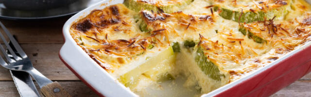 Grčka musaka: Na prvi pogled izgleda kao naša, ali… (RECEPT+VIDEO)