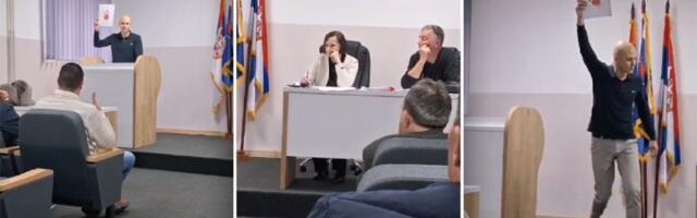 Talas slobode: SNS odbornici POBEGLI od opozicije! (VIDEO)