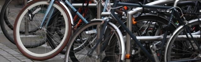 Rešili ste da vozite biciklu pijani? Ode vozačka dozvola - Dovoljno je samo ovoliko promila da imate: Na sve to ide i novčana kazna