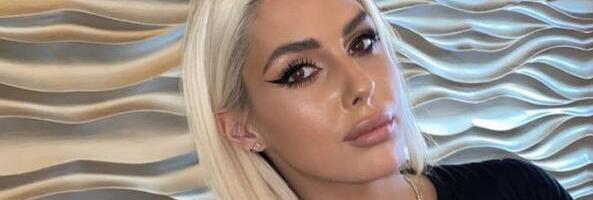 "POKUŠAVALA SAM DA SVE LOŠE SAČUVAM U SVOJA 4 ZIDA" Prvo oglašavanje Coke nakon vesti o razvodu od Nikole Lakića : Neke istine ne izgovaram naglas...