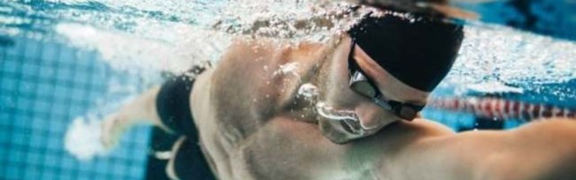10 razloga zbog kojih je plivanje najbolji trening