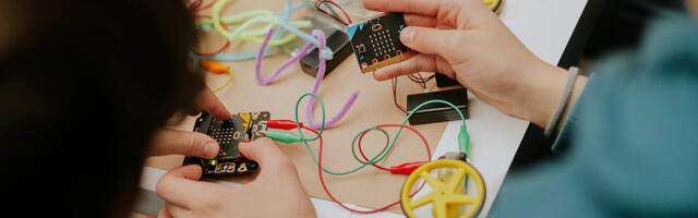 Održano osmo izdanje Globalnog dečjeg Dizajnatona 2025 u Srbiji: „Zajednice koje žive – Living Cities and Communities“