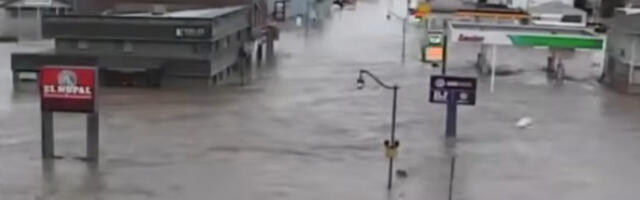 Попустила брана након обилних киша, наређена хитна евакуација