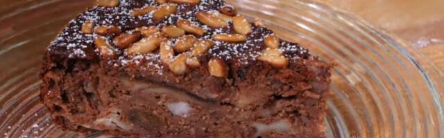 VIDEO: Nemojte bacati stari hleb - napravite ovaj sjajan desert