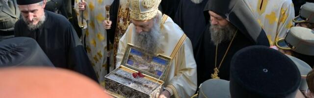 "Gde god ide čini mnoga čuda": Iguman sa Svete Gore o časnom pojasu Presvete Bogorodice koja će danas biti na čelu Spasovdanske litije