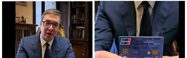 Kada je vlast naopaka, onda se i kartica drži naopako (VIDEO)