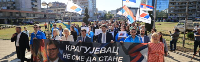 Kragujevački naprednjaci ponosni na „lavovsku borbu“ Aleksandra Vučića u UN