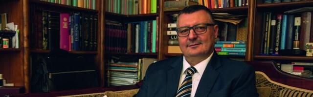 Poslanik vladajuće većine Albijanić podržao studente i kritikovao Vučića, naprednjaci burno reagovali