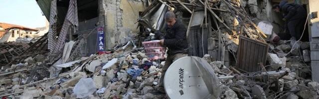 DA LI BOMBARDOVANJE POKREĆE I ZEMLJOTRES? Razoran potres ubio 1.400 ljudi u Avganistanu, Amerikanci pre toga granatirali zemlju (VIDEO)