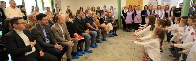 Svečano otvoren  Leptirić : Posle deceniju i po - novi državni vrtić u Kragujevcu (FOTO)