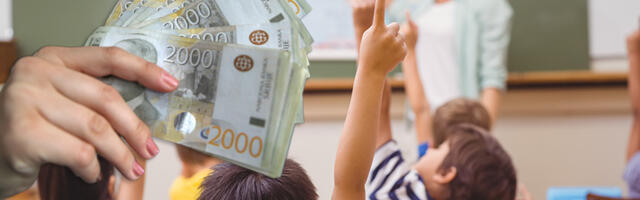 Nova godina donosi rast plata prosvetnim radnicima: Evo KOLIKO će iznositi februarska primanja nastavnika