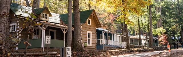 Zavirite u neverovatan "grad duhova": Odmaralište bogataša napušteno pre 100 godina, ali jedno fascinira sve