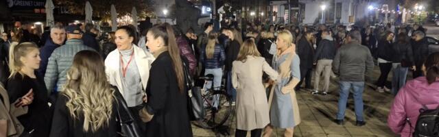 Podrška Dijani Hrki iz Kragujevca (FOTO)