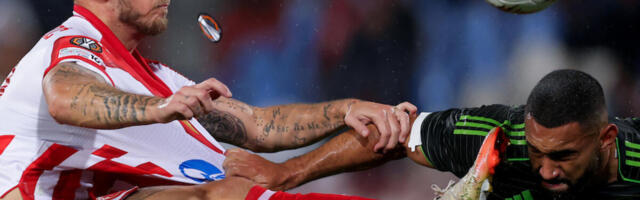 Zvezda finansijski gigant za Rumune: Arnautović godišnje zarađuje kao deset najplaćenijih igrača FCSB