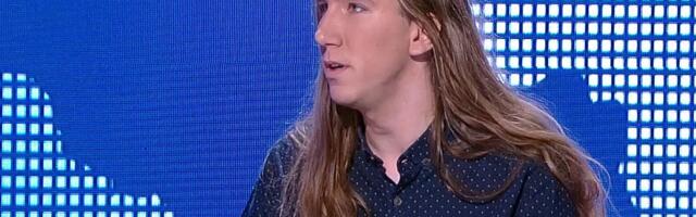 Glumci SNP-a se izvinili studentu Vukašinu Đinoviću