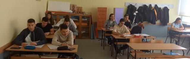 Ove srednje škole u Srbiji garantuju platu iznad proseka odmah nakon mature! Za jedan smer potrebno 100 POENA