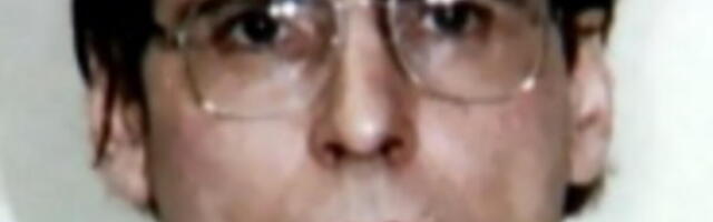 "CRVI SU SE ŠIRILI ISPOD DASAKA": Denis je bio SERIJSKI UBICA i lovac na GEJEVE, a ono što im je radio pre klanja..