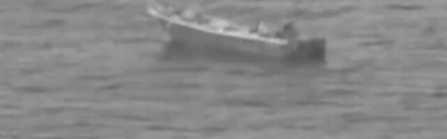 AMERIČKA VOJSKA POTOPILA ČAMAC, IMA MRTVIH! Komanda objavila snimak akcije u istočnom Pacifiku (VIDEO)