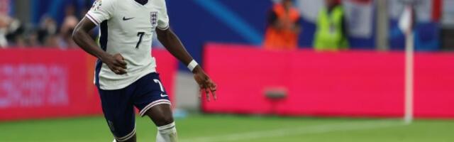 Arsenal pobedio u LŠ: Haverc i Saka srušili PSŽ