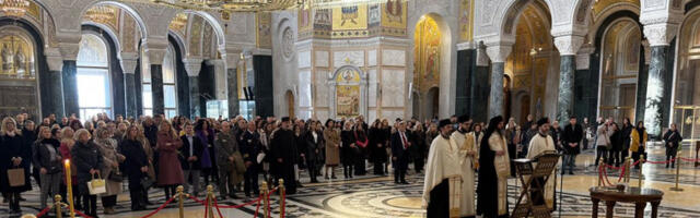 Патријарх Порфирије окупио директоре школа у Храму Светог Саве