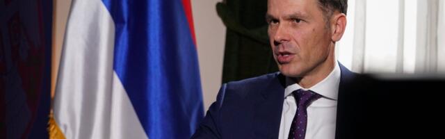 Šta ovo radi ministar Mali? Hit snimak na mrežama (VIDEO)