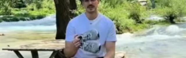 Donirao patike Crvenom krstu i stavio GPS u njih: Kad je video gde su završile ostao je bez teksta