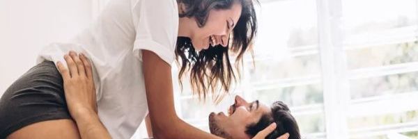 Parovi dobijaju 3000 dolara za seks na ovim dušecima