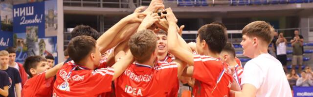 Košarkaši Crvene zvezde osvojili titulu u Nišu